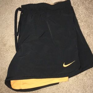 Nike-short